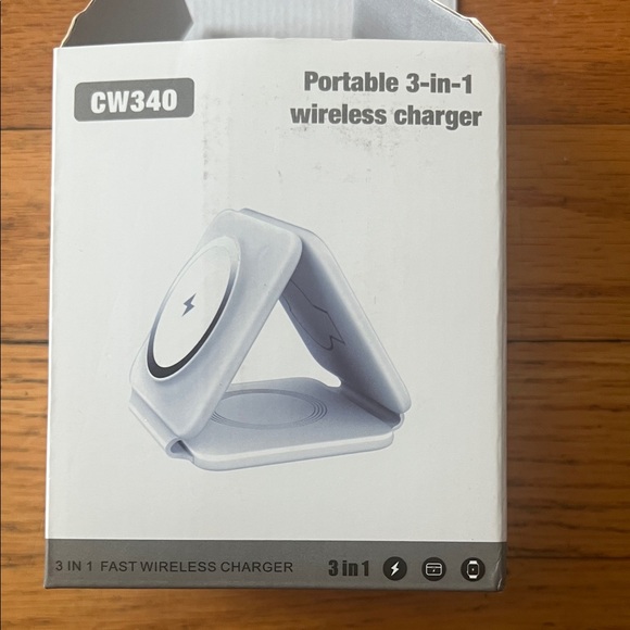 Portable 3-in-1 Wireless Charger - White - Picture 1 of 6